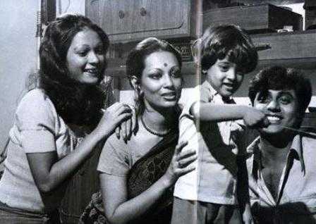 Jagjit and Chitra Singh with their children